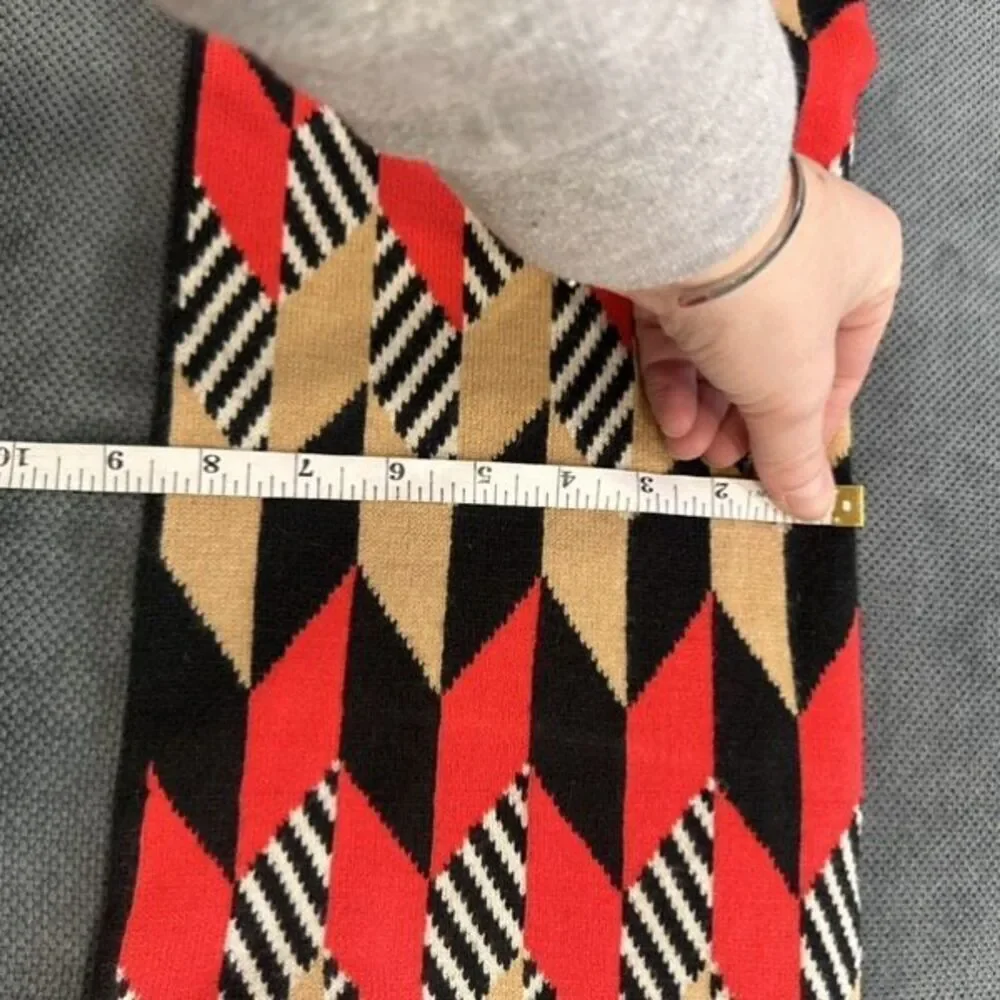 Vera Bradley Red Black Chevron Jacquard Knit Fringe‎ Scarf Winter Black Red Tan
